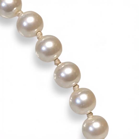 VTG 80s Napier Faux‎ Pearl Bracelet White Gold Tone 7.5" Signed Classic Preppy - Picture 3 of 6